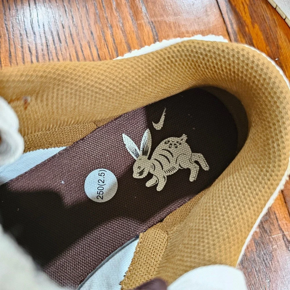 Nike Dunk Low Year of the Rabbit FD4203-211 Fossil Stone Men's 7 Women's 8.5